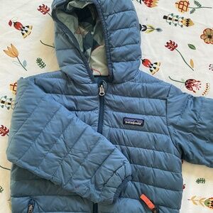 Patagonia down sweater reversible jacket size 4T
